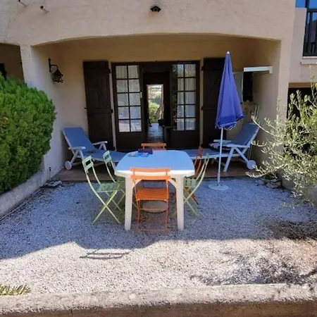 Proche Yourhostehelper